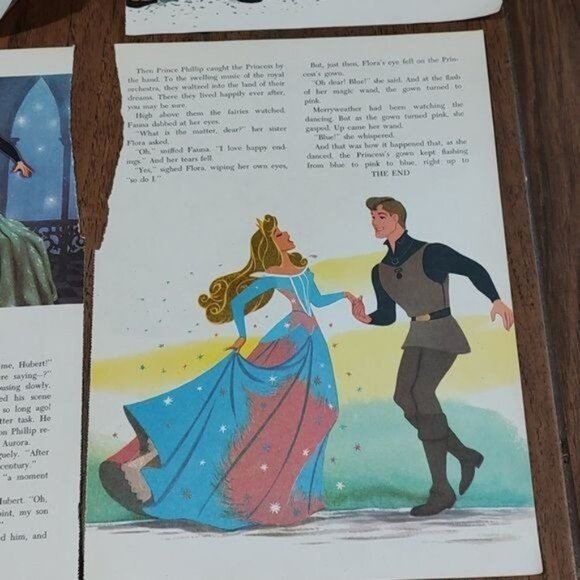 Sleeping Beauty Disney princess nursery pictures decor Fantasyland 1965 - Picture 4 of 5